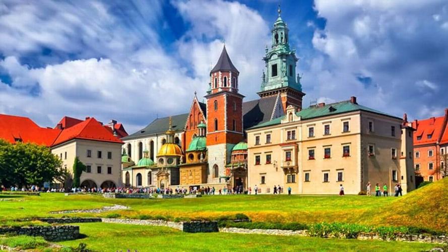 Spirit of Krakow Uncover the history & culture of Poland’s former royal capital, & pay a moving visit to Auschwitz