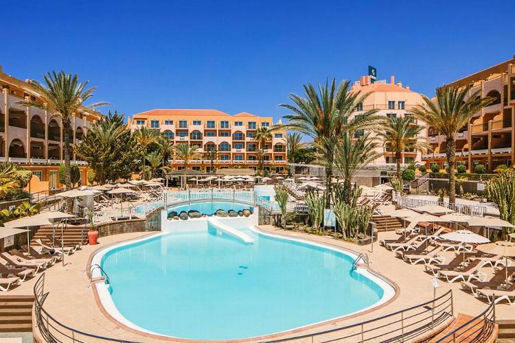 Summer 2024 Holidays! Seeking a Gran Canaria hotel that promises great value for money & a water park? Look at this!