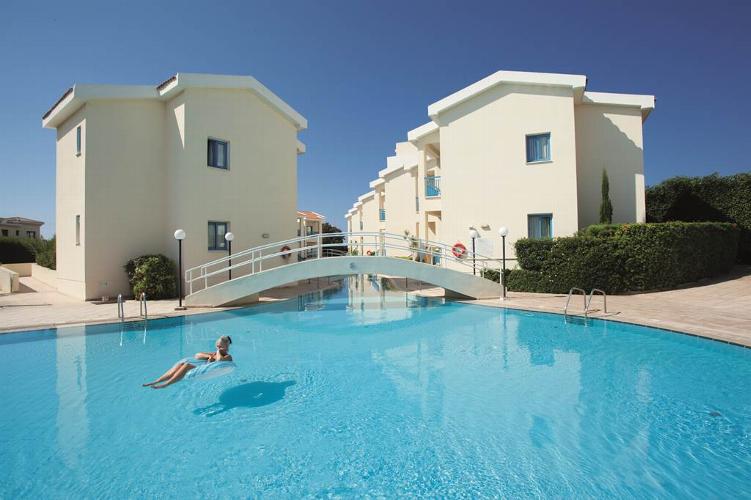 Fantastic Cyprus Deal! Situated close to the beach and within walking distance of restaurants, bars and nightlife.